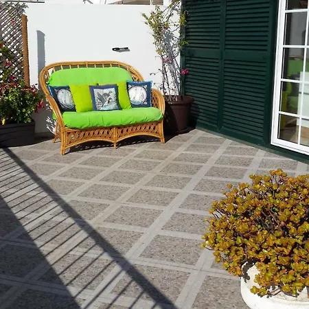 Sunny & Terrace Apartament *